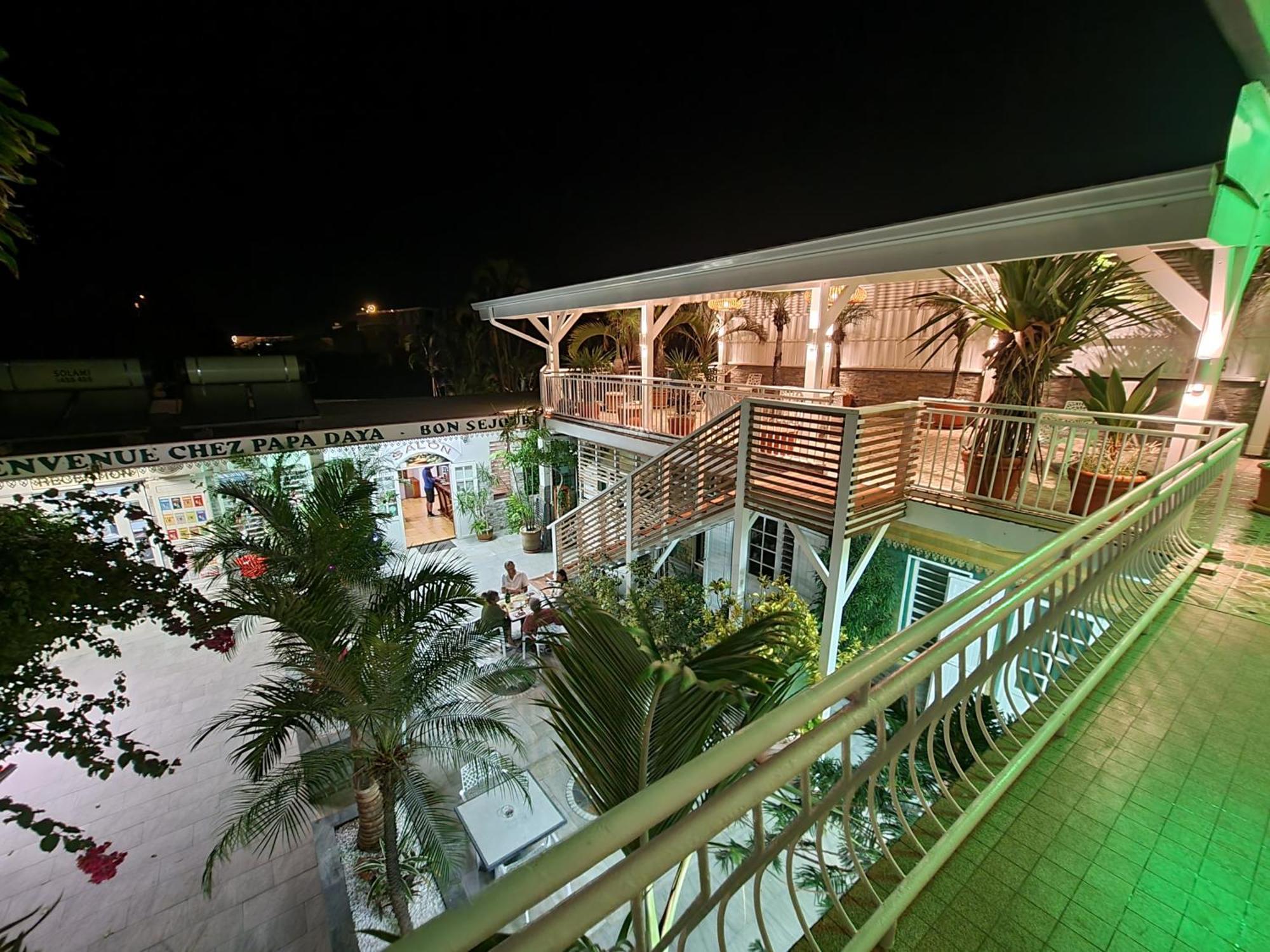Hotel Chez Papa Daya Saint Pierre Eksteriør billede